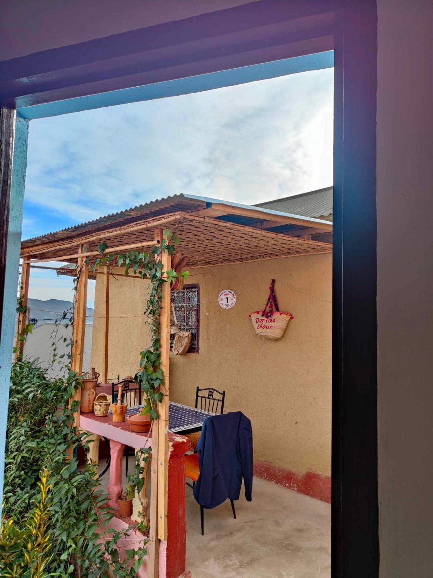 Apartamento Dar Lala Zhour Douar Ain Bouchrik Exterior foto
